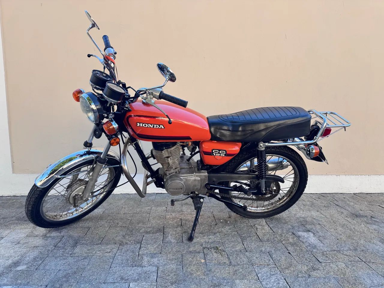 CG bolinha ano 1981 Honda 