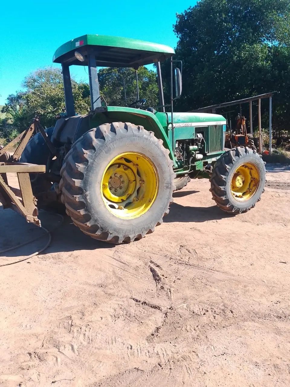 Trator john Deere - Foto 2