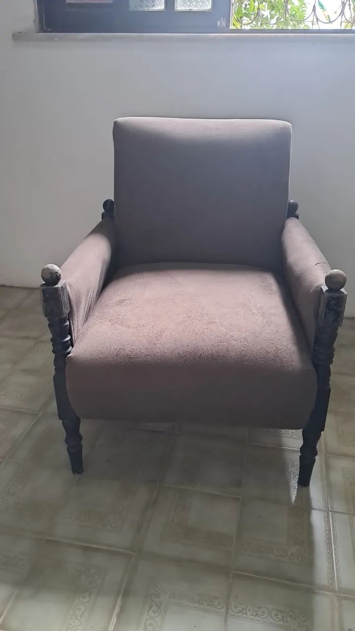 Poltrona confortável modelo antigo  - Foto 4