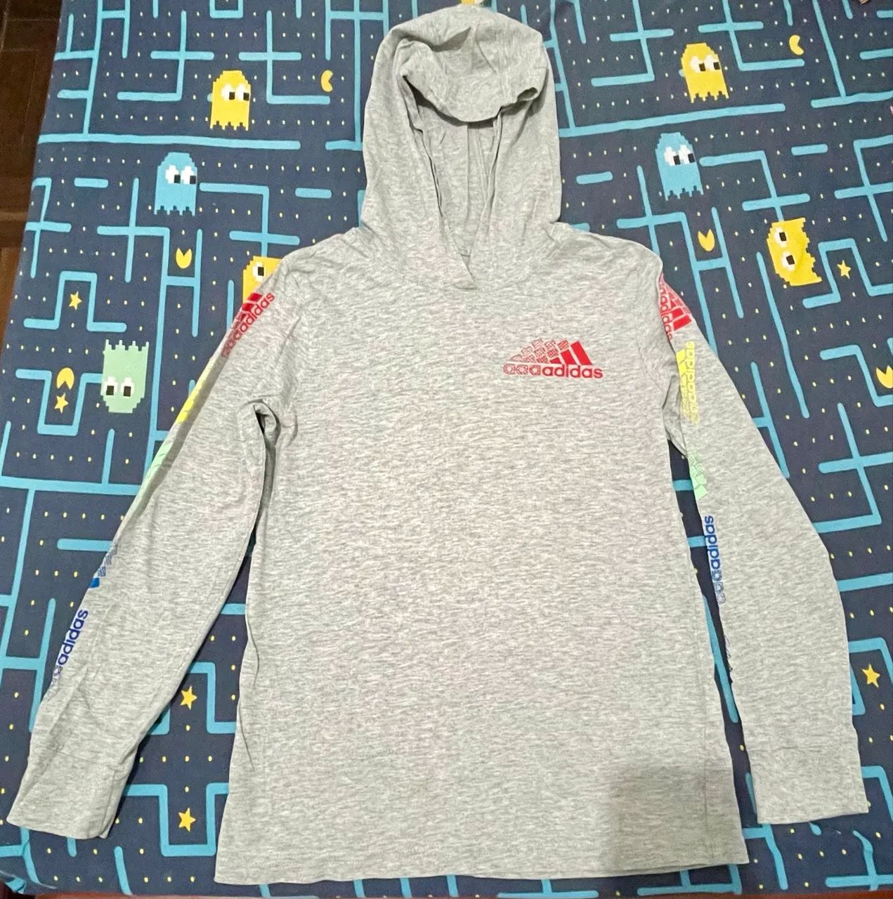 Vendo roupas menino 10/ 12 anos