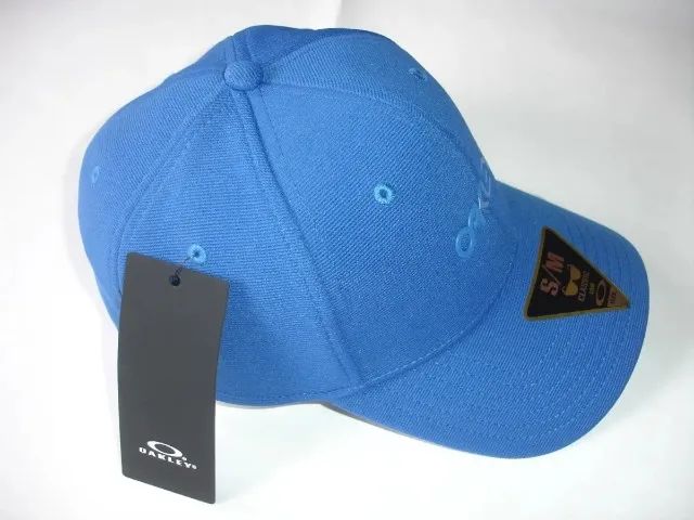 Boné Oakley 6 Panel Stretch Metallic Tamanho S/M  - Foto 4
