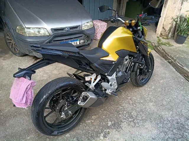 Honda/CB300F Twister ano/modelo 2023 7600 kms único dono.esta na garantia  - Foto 6