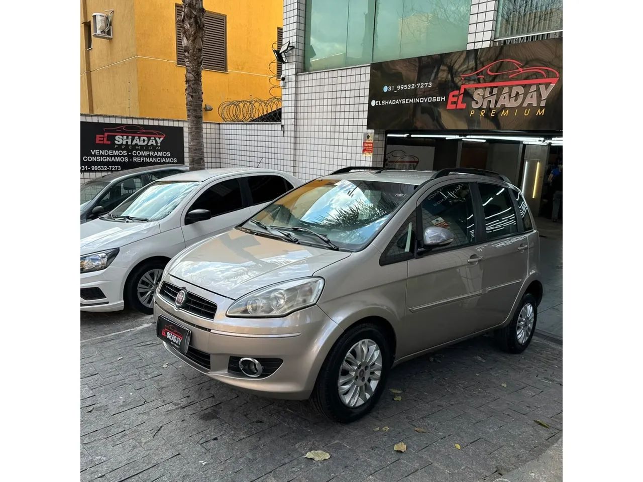 Fiat Idea Attractive 1.4 Fire Flex 8V 5P 2012 - Foto 2