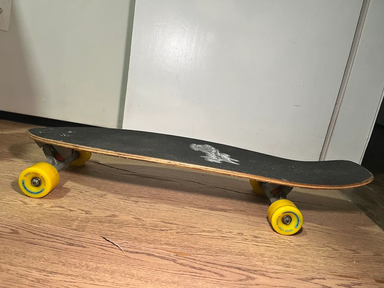 VENDO SKATE CRUISER 28.5 POLEGADAS - Foto 2