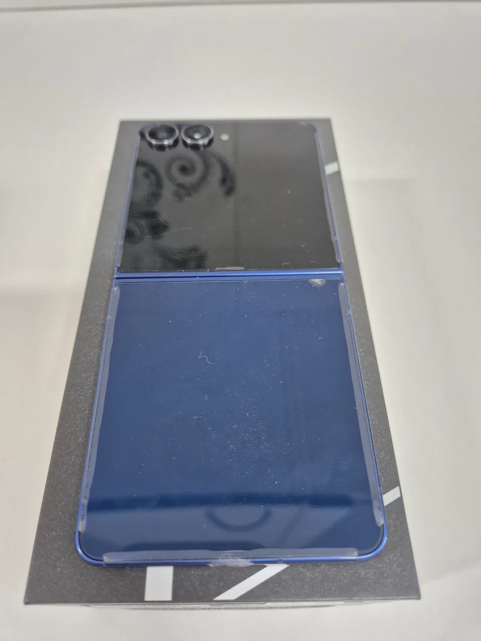 Samsung Galaxy Z Flip 7 - Foto 5