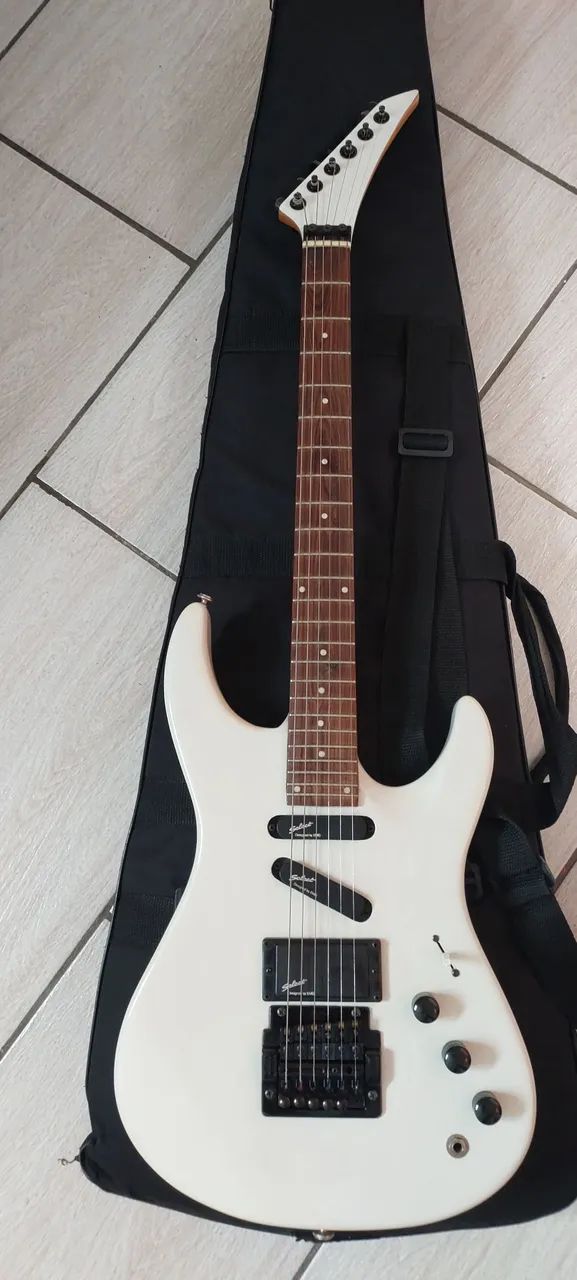 Guitarra Giannini Trilogy 
