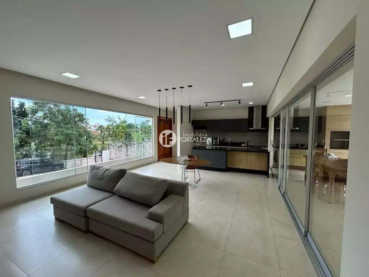 SEGURANÇA E ESPAÇO: SEU NOVO LAR ESPERA NA CHARMosa CHÁCARA IPÊ! - Foto 5