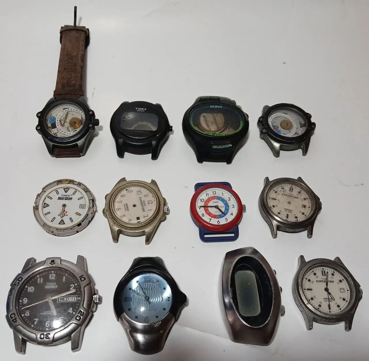 lote 12 partes de relógios timex - para retirada de peças - Foto 3