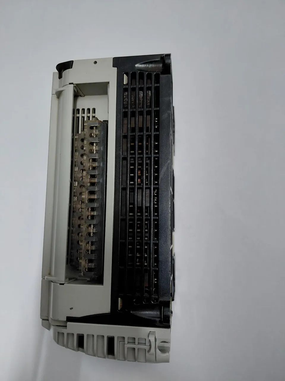  Controlador lógico programavel ( CLP) Allen-bradley  Micrologix 1500 Modelo 1764-24BWA - Foto 4
