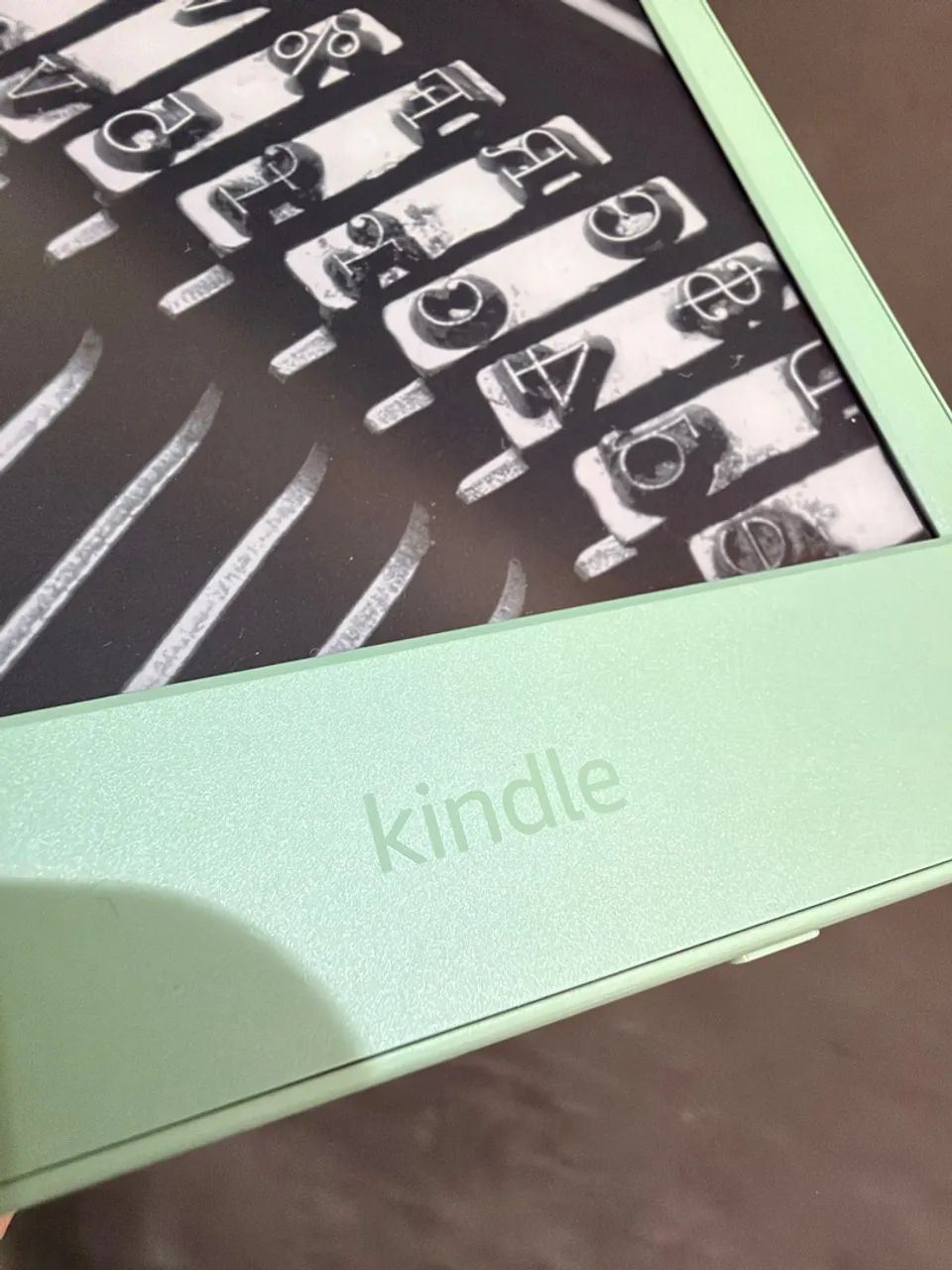 Kindle Amazon Modelo 2024, 16GB, Tela Antirreflexo 6polegadas Verde Matcha - Foto 3