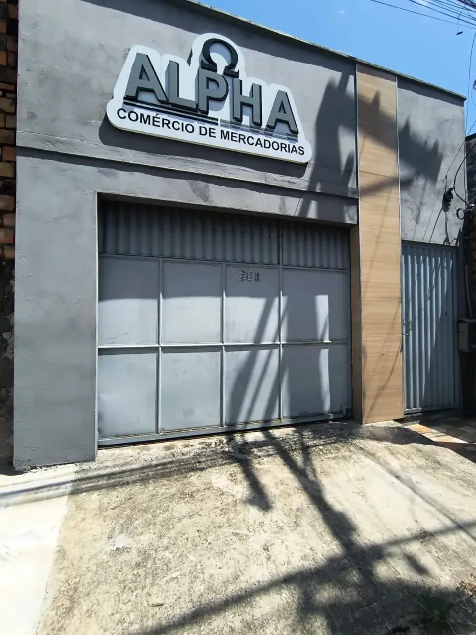 Alugo Galpão com Escritório Prox. à Rodovia Trans-Coqueiro