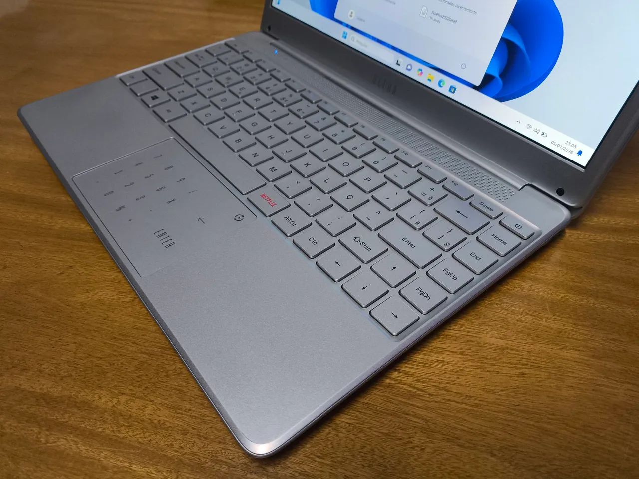 Notebook ultra i3 -7th, com SSD, 4 GB de RAM, windows 11, ótimo estado - Foto 4