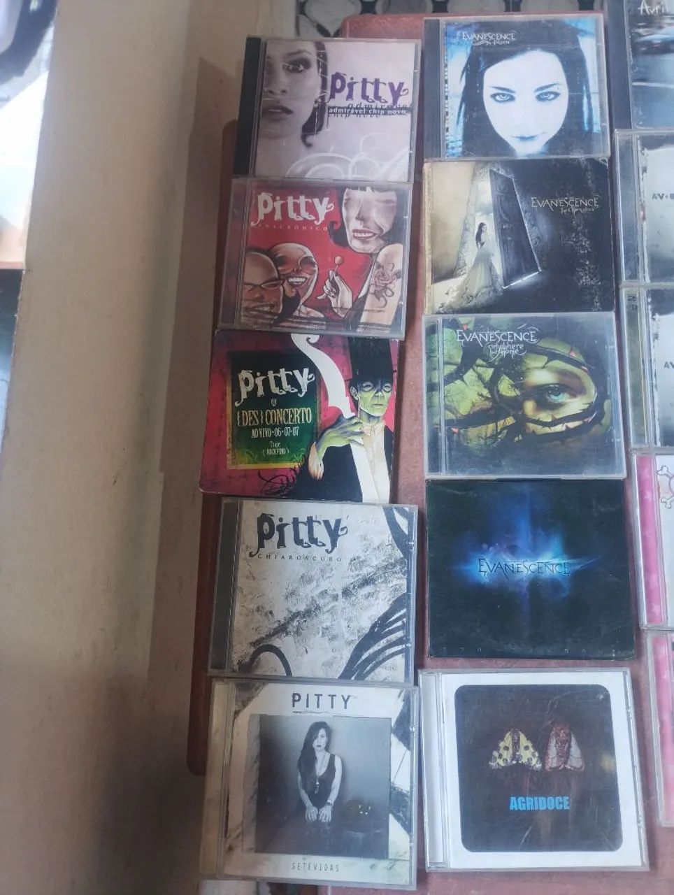 Coleção de cds originais de pop/rock- Pitty/Paramore/Avril/Evanescence/MCR e mais - Foto 3