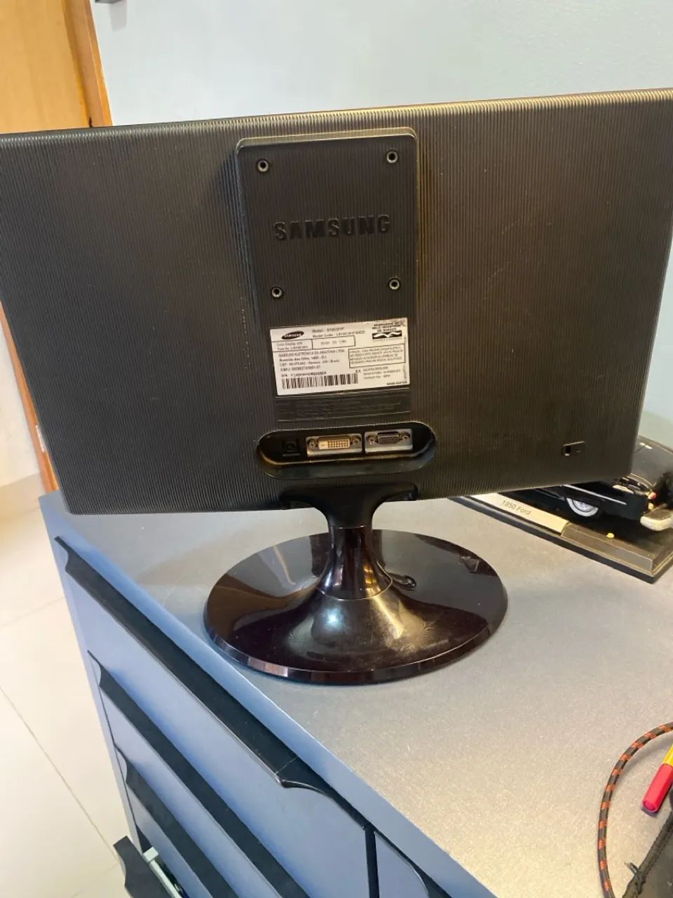 Monitor Samsung SyncMaster 18 - Foto 2