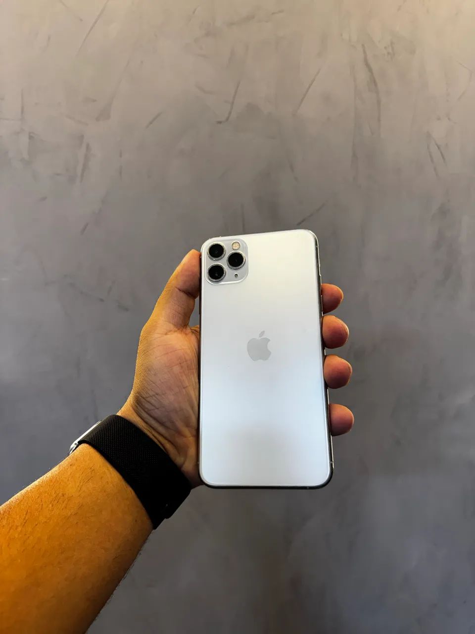 iPhone 11 Pro Max ? 64GB