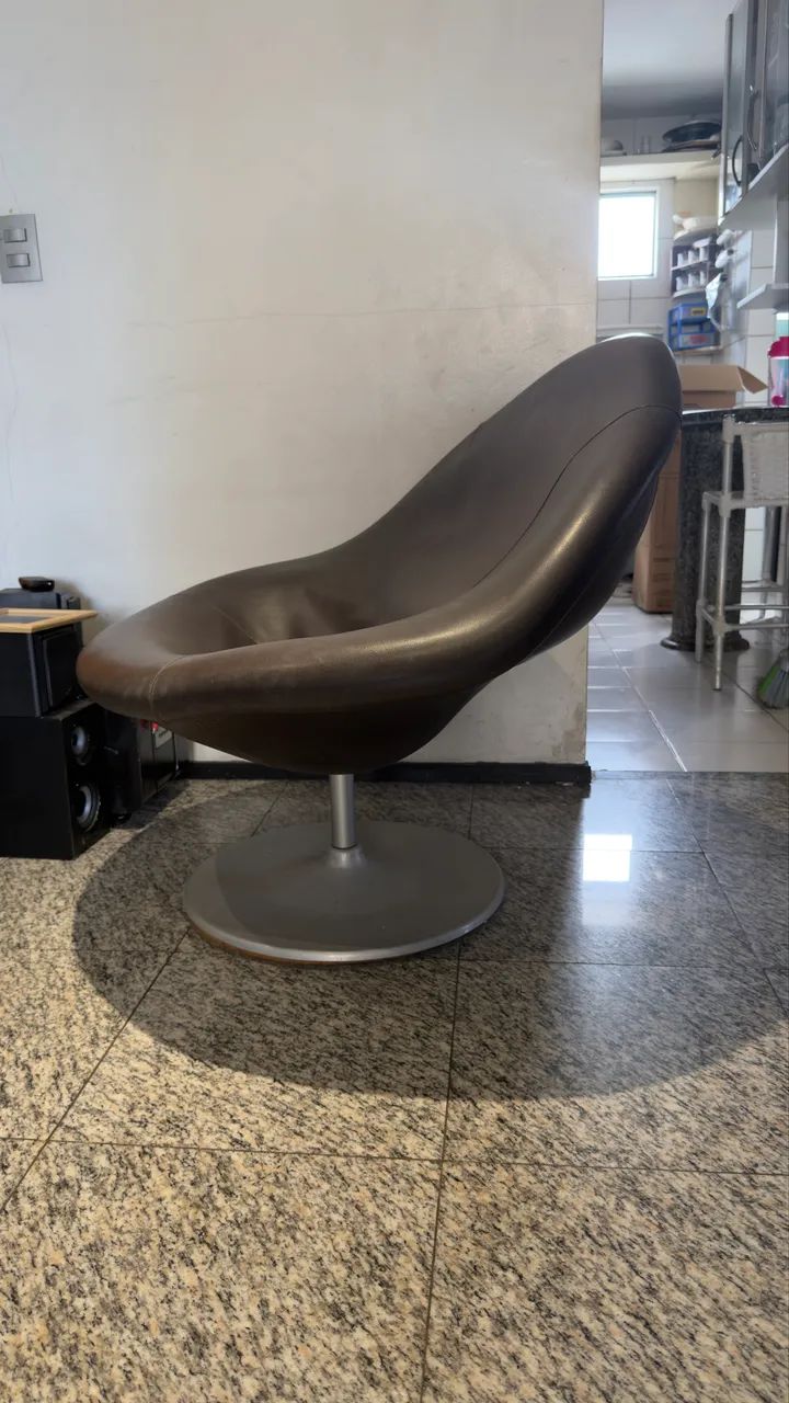 POLTRONA GÔNDOLA C/ BANQUETA - Foto 5