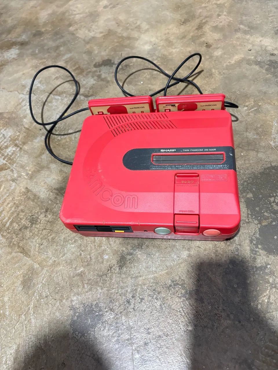 Console sharp twin famicom Nintendo com defeito