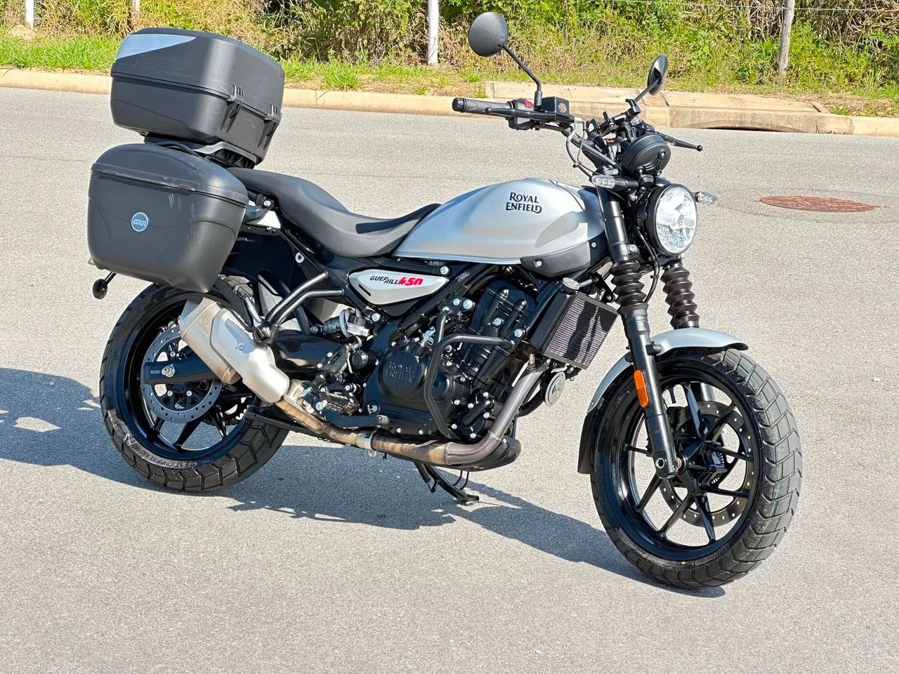 Moto praticamente zero e super equipada! É pegar e viajar! - Foto 2