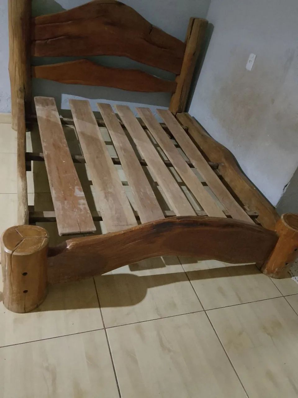 "Cama de madeira pura" - Foto 2