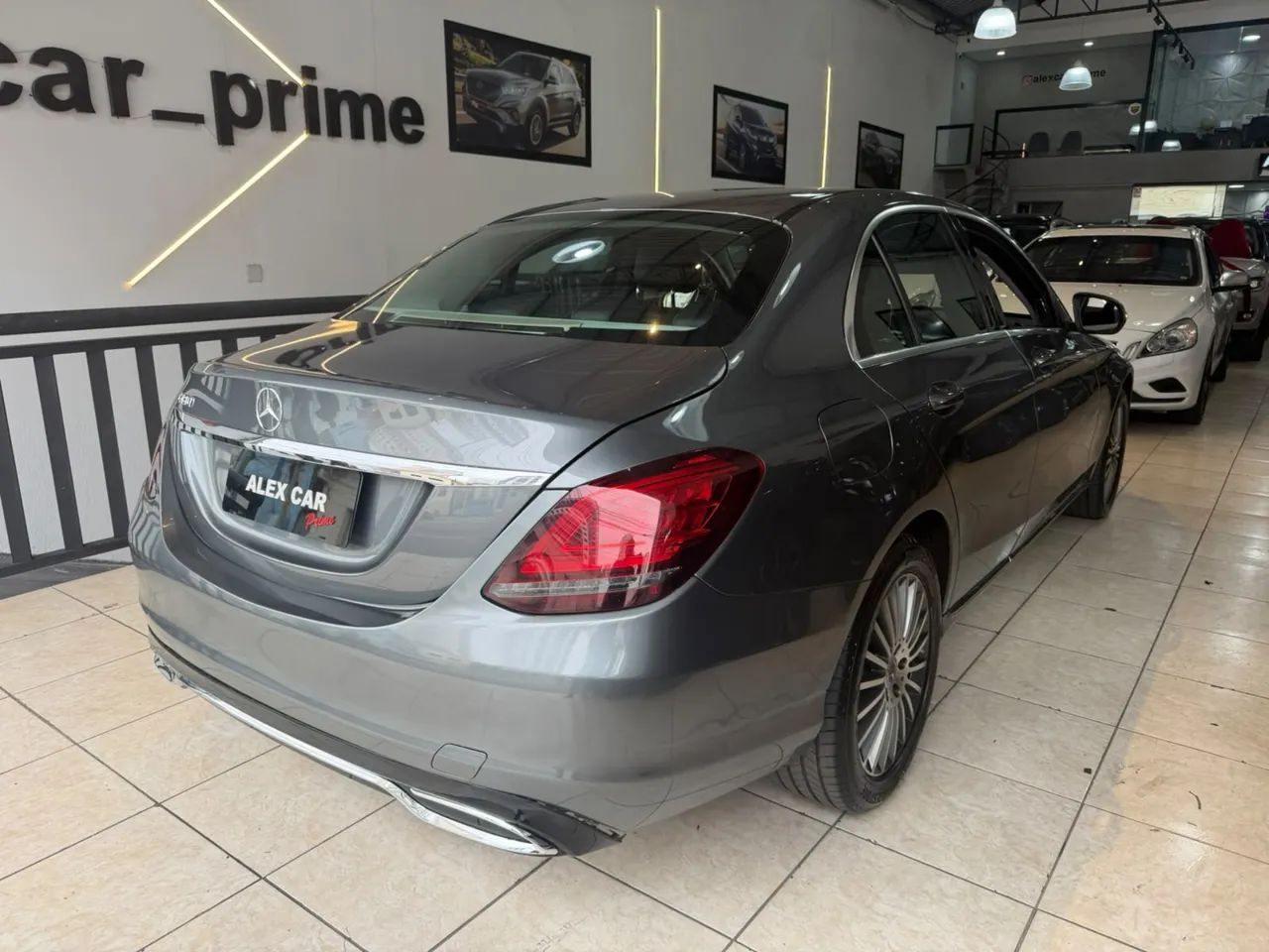 Mercedes-Benz Classe C CGI Exc. 1.6/1.6 Flex TB 16V Aut., foto 7 de 14