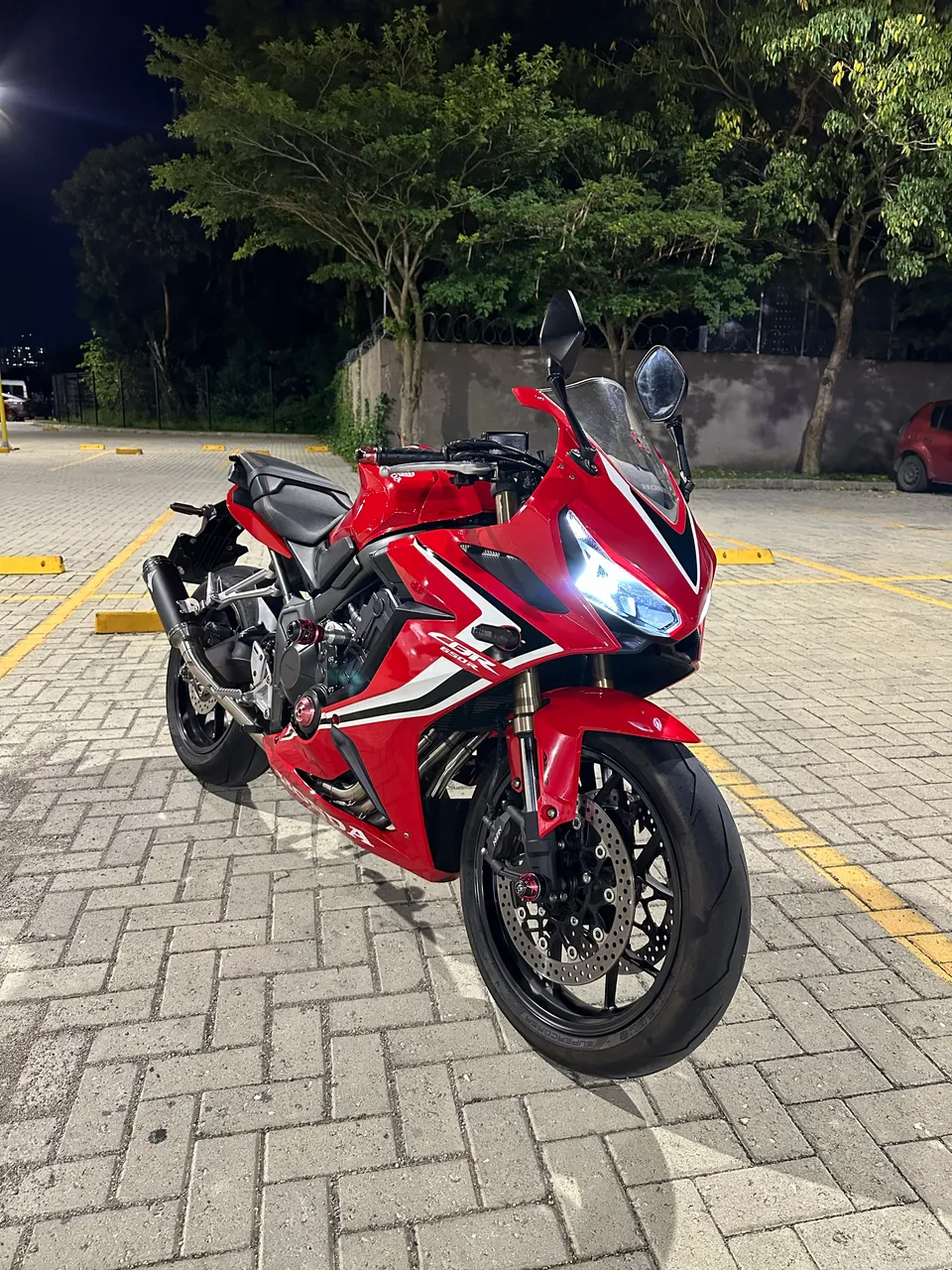 Kawasaki Zx-6r 636cc 2020 - 1502325052 | OLX