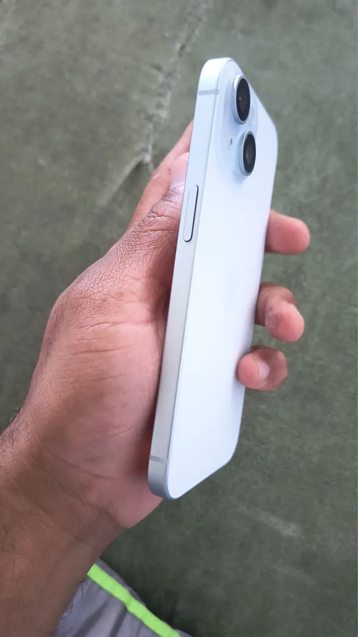 IPhone 15 256 gigas 93% com garantia  - Foto 2
