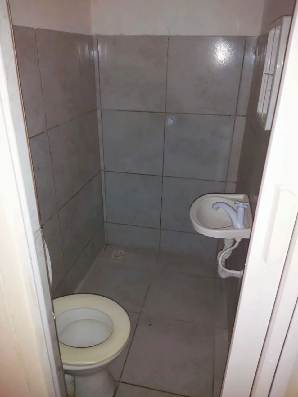 Alugo apartamento com 1 quarto no Conjunto Ceará, próximo à Avenida Central! - Foto 5