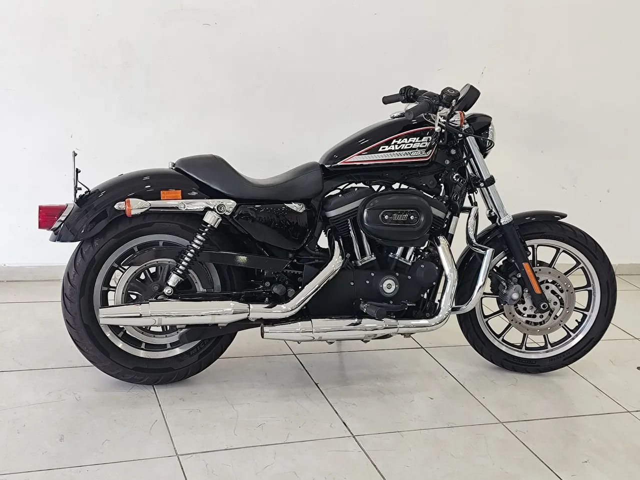 Xl 883 R 2013 - Foto 2