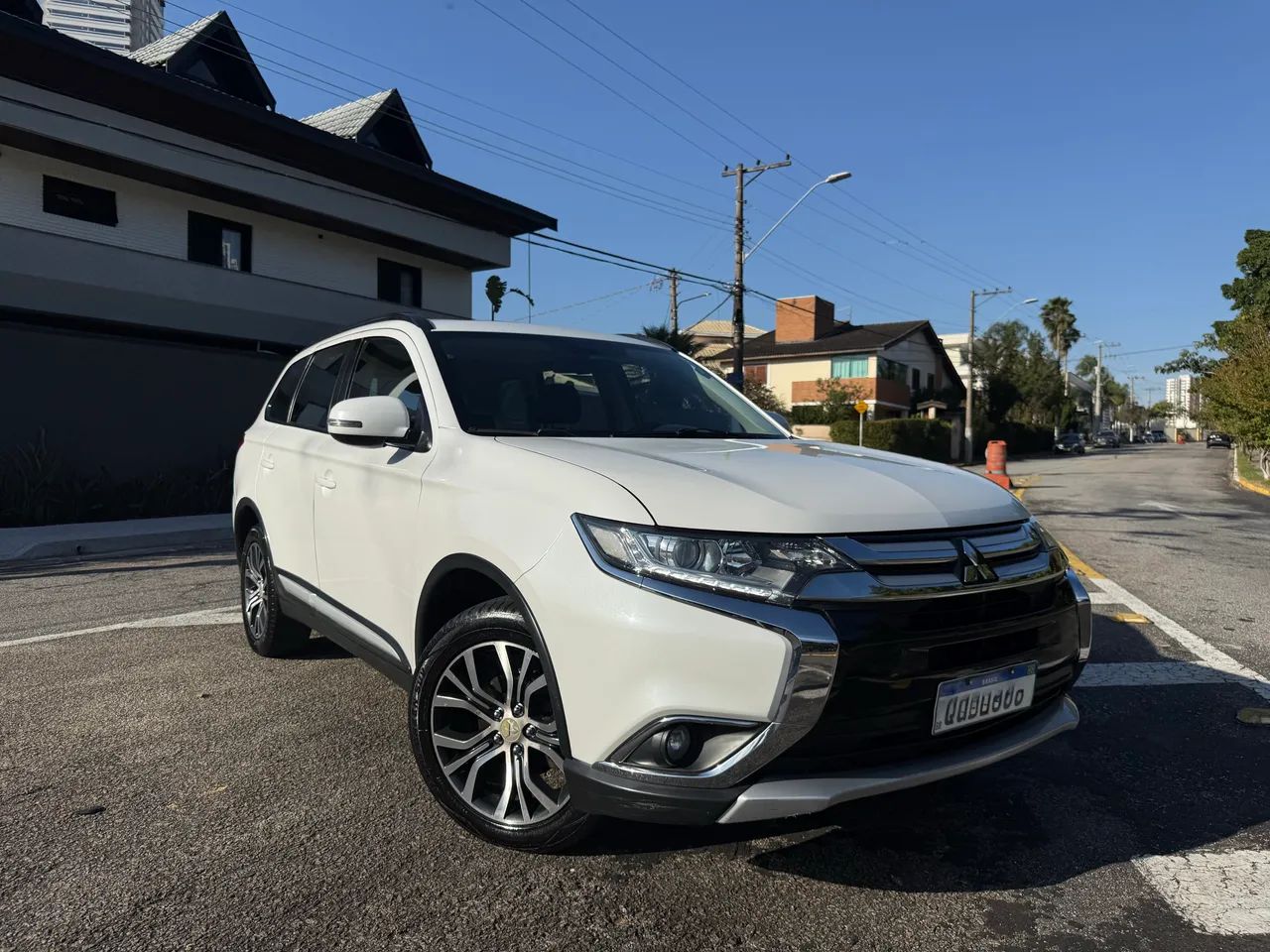 Mitsubishi Outlander 2016