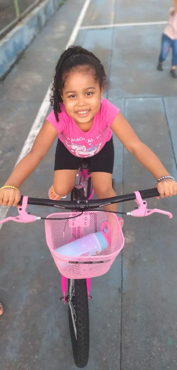 Bicicleta infantil aro 20  - Foto 2