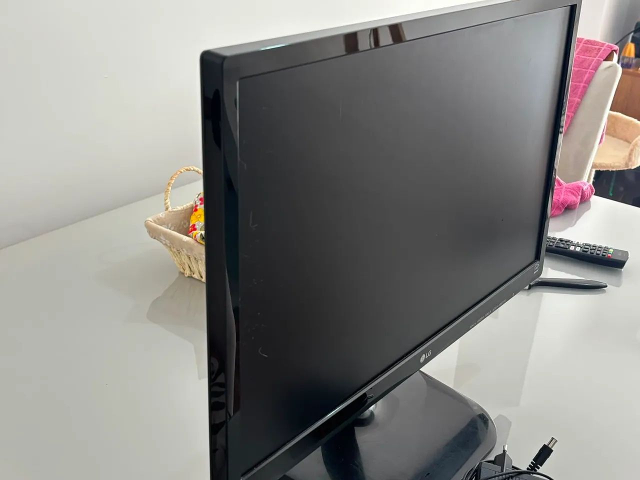 Monitor LG LED 23? Excelente IPS (23MP55HQ-P) - Foto 2