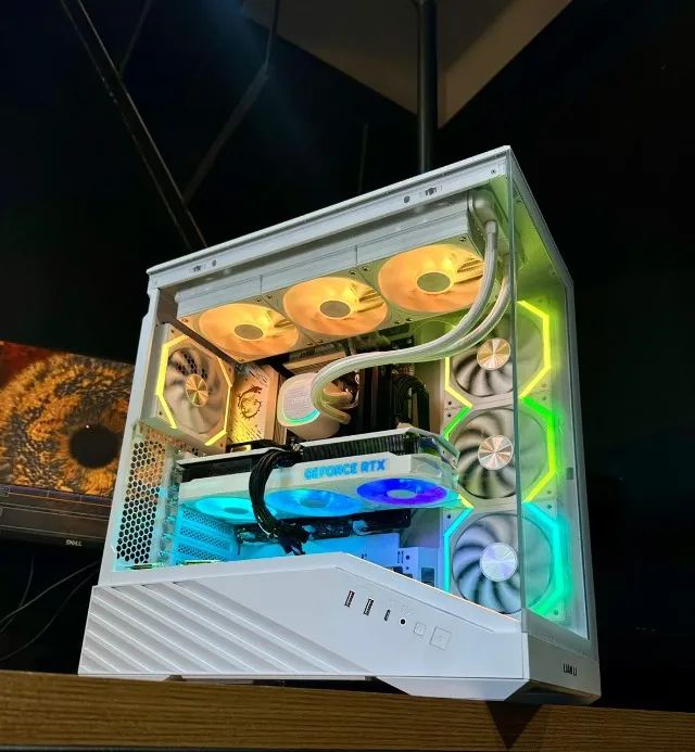 LOJA FÍSICA) Pc gamer Avançado White Ryzen 7 7800x3D + Rtx 5060ti