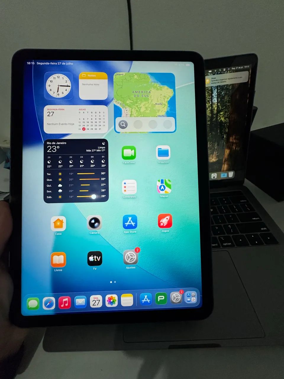 iPad Air 5ª Geração (Chip M1) 64GB Wi-Fi + Cellular