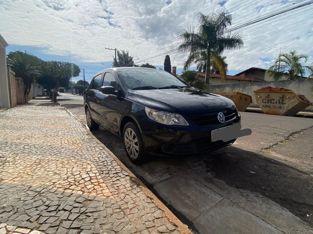 Volkswagen Voyage VOYAGE 1.0/1.0 City Mi Total Flex 8V 4p 2012