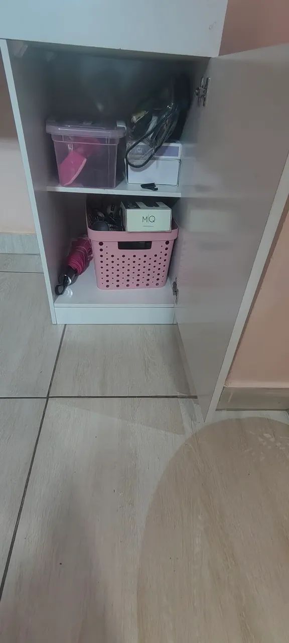 Escrivaninha com Penteadeira De Canto - Foto 2