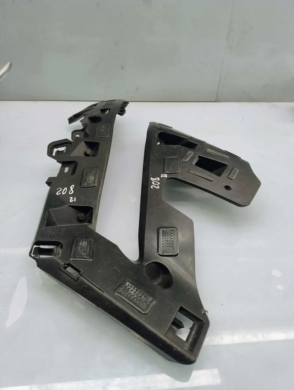 suporte Drl Led Direita Peugeot 208 2021 A 2024 peça origina