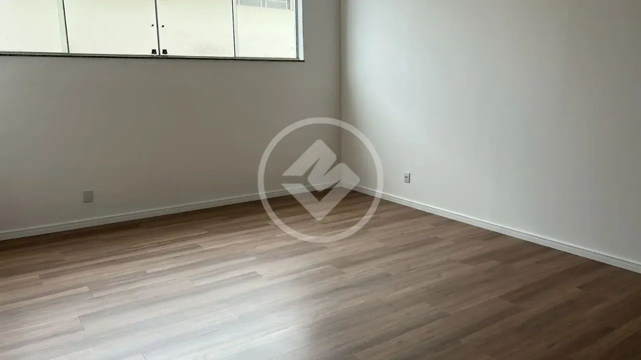 Sala Comercial Estratégica com Estrutura Completa, Estacionamento e Recepção Compartilhada - Foto 2