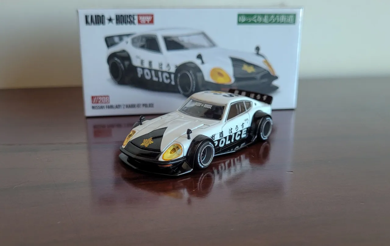 MiniGT N74 Lb Works Nissan Gt-R (R35) Advan Lacrado - Hobbies e