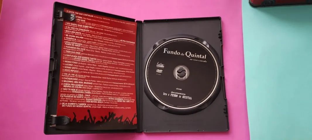 DVD Fundo de Quintal Ao Vivo - Foto 2
