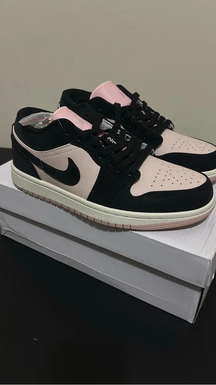 Air Jordan Low black Guava ice