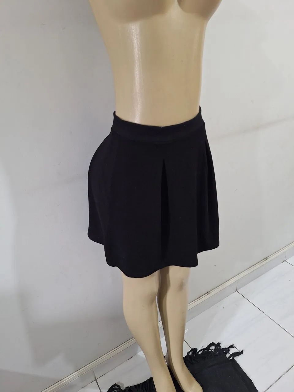 Saia feminino preta  - Foto 3