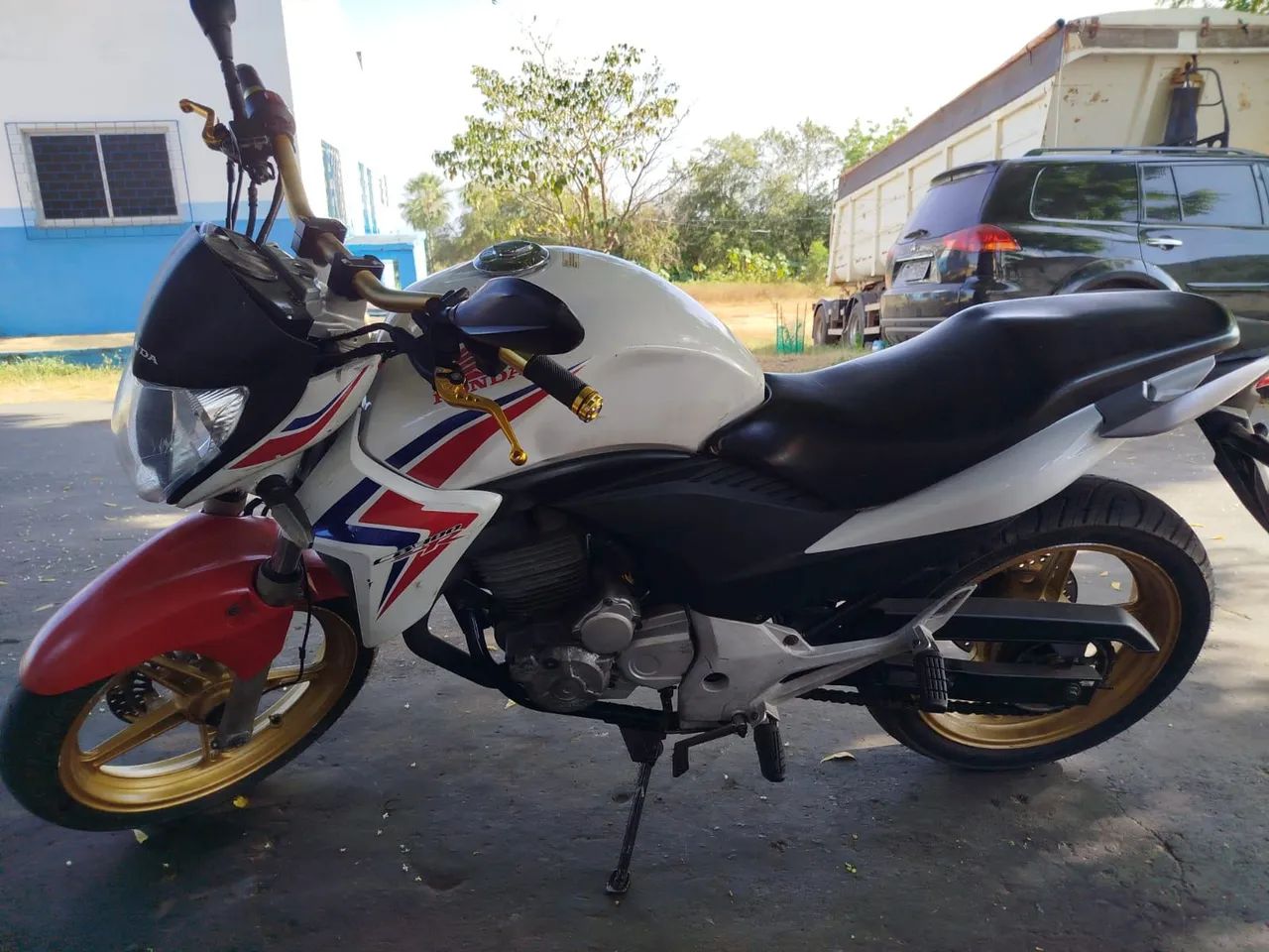 CB 300 - Foto 3