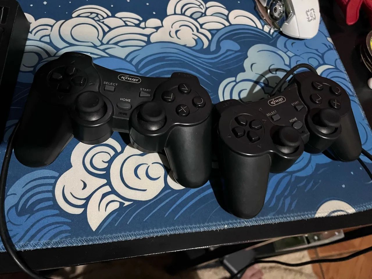Dois Controles de ps2 com fio  - Foto 3