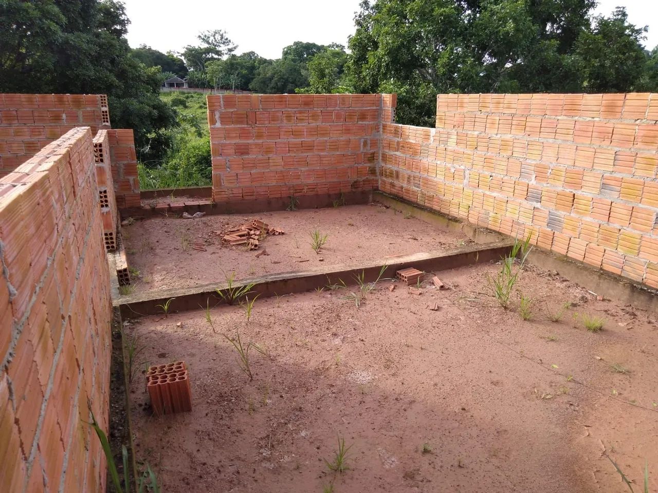 VENDO TERRENO COM CASA EM PRÉ-CONSTRUÇÃO - Foto 5