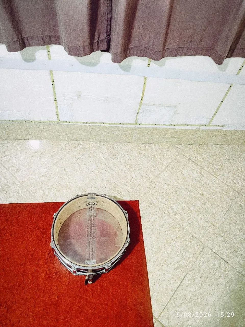 Caixa de bateria 14 polegadas  8 afinação usada perfeita sem marca  - Foto 3