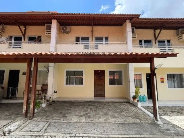 CD 176, Passaré, Condomínio Ticiana, Casa duplex com 03 quartos, 02 banheiros, 02 vagas