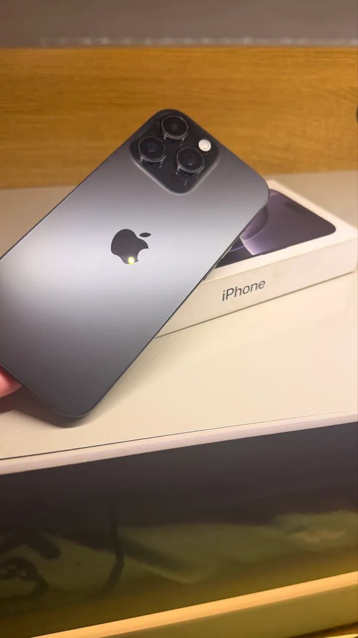 iPhone 16 Pro Max - Foto 2