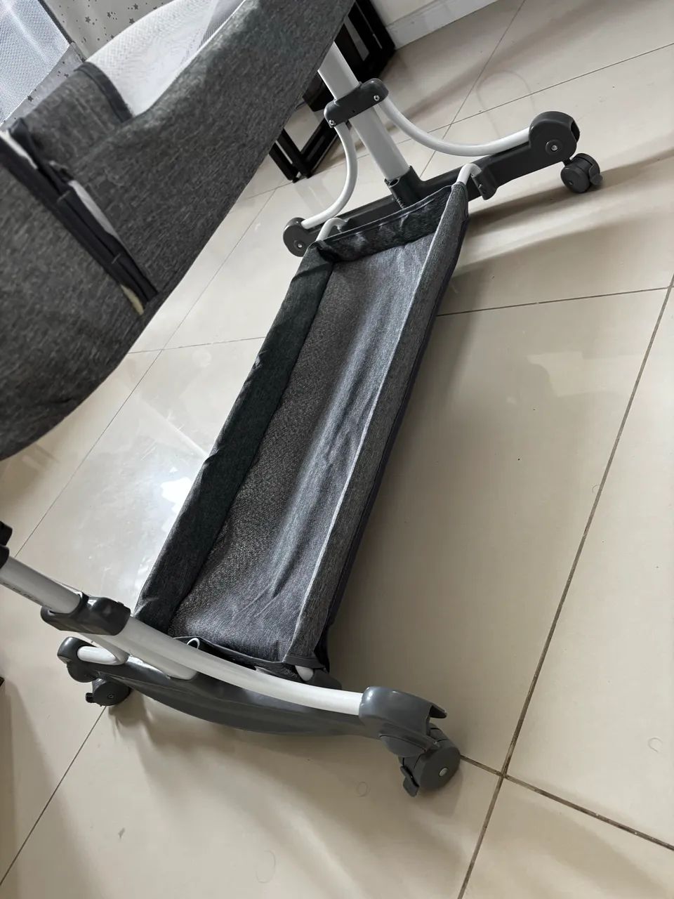 Berço portátil com encaixe na cama  - Foto 4