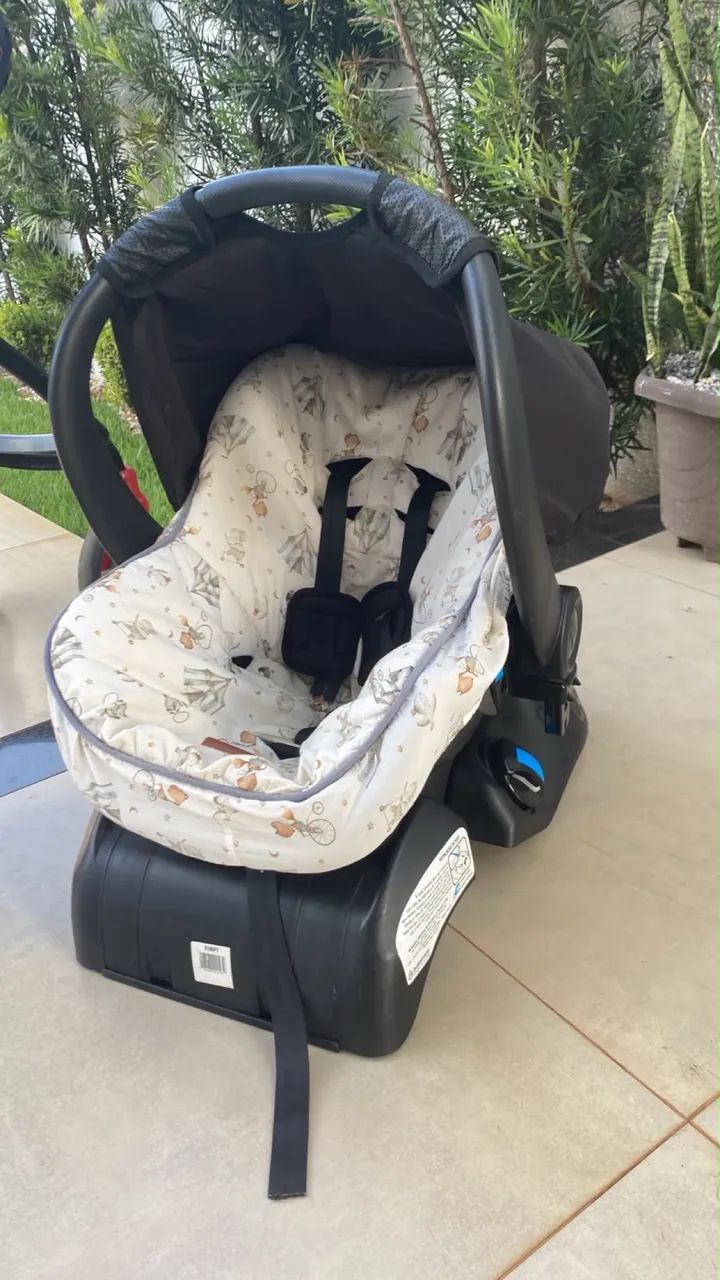 Carrinho de bebê com bebê conforto e base Galzerano - Foto 4
