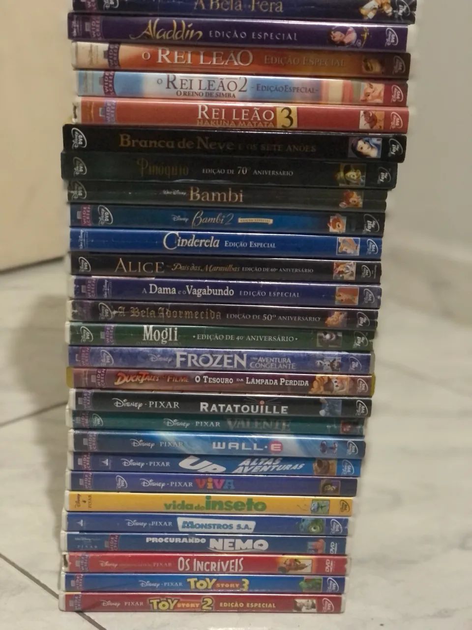 Lote dvds Disney e pixar